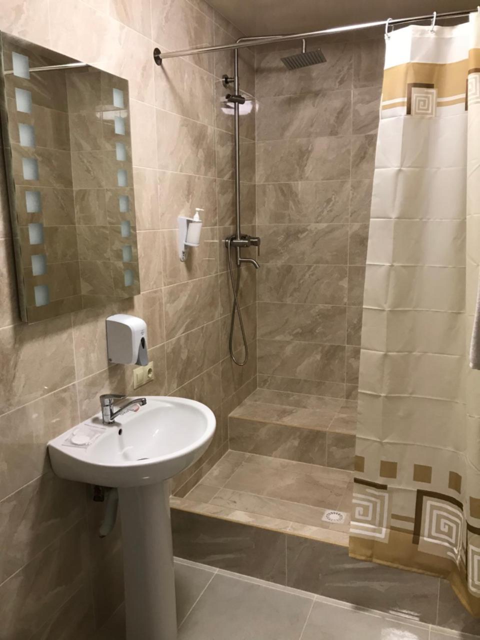 Отель Мишель Kharkov Luaran gambar